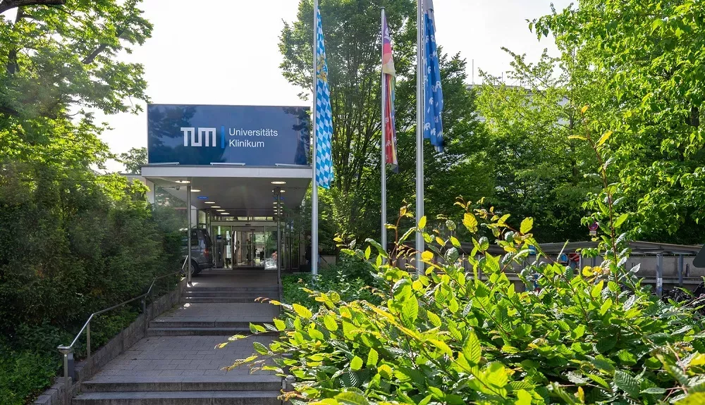 Klinikum rechts der Isar - Haupteingang Klinikum rechts der Isar - Haupteingang